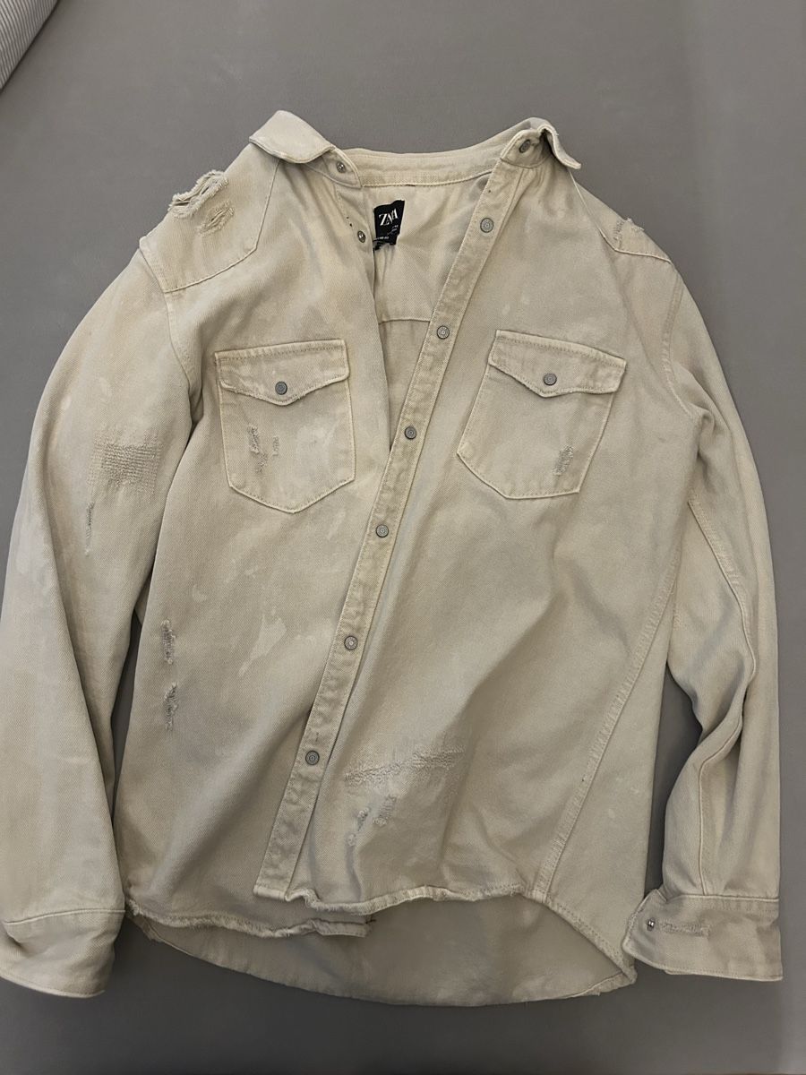 Zara Giacche: Zara Jeansjacke Beige Relaxed Fit – Usato da Rebstein venduto da Sandroo.79 1