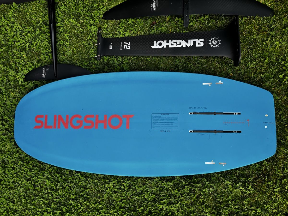 Slingshot Tavole da surf e di nuoto: Slingshot Board Carbon Foil – Usato da Luzern venduto da sam.l. 5