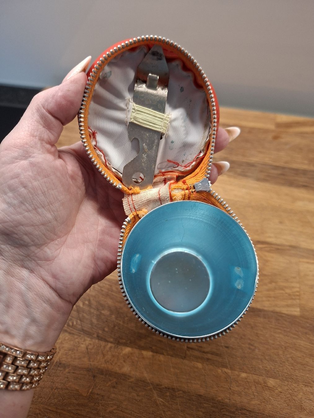 Geschirrsets: vintage Campingbecher Set – Gebraucht aus Meinisberg von Destiny1972 2