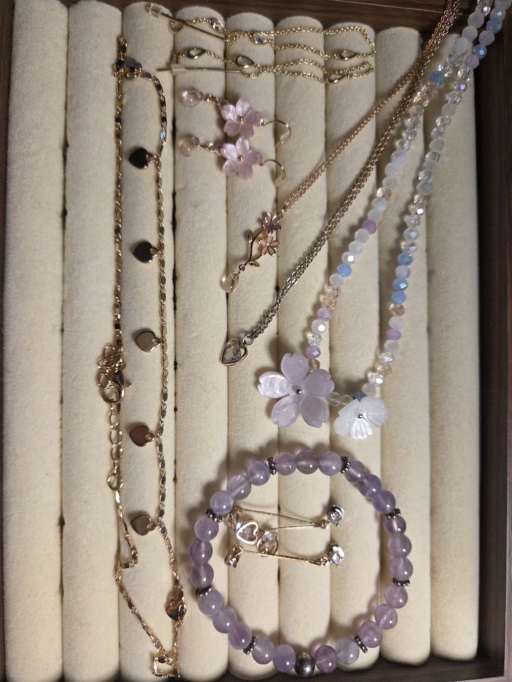 Autres bijoux: Schmucksammlung rosa – Neuf (Voir description) à Basel par Hagksbn