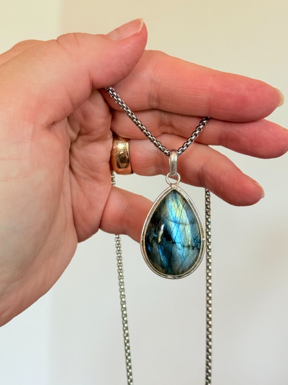 Catenine: Pendentif Labradorite unique - pour toutes ... – Nuovo e nell'imballaggio originale da Genève venduto da AWWA 2