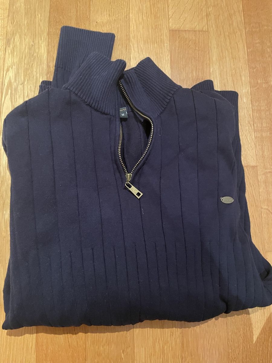 Maglioni & Felpe: Dunkelblauer Strickpullover mit Reissverschluss, Gr. M – Nuovo (secondo la descrizione) da Münchenstein venduto da nel_57mj 1