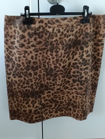Leopard Print Skirt Size XL, Used twice, great condition