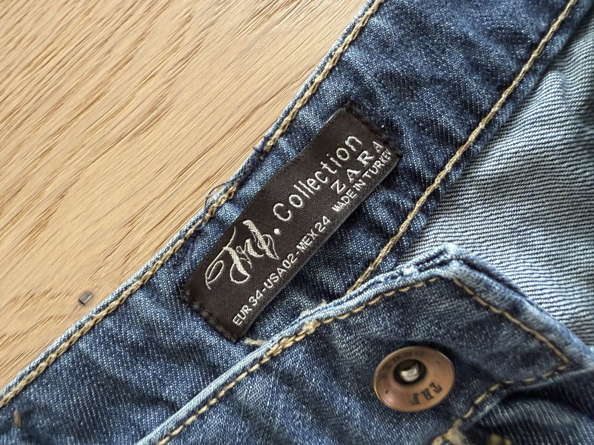 Zara Jeans: Zara Collection Jeans Shorts, 34 – Usato da Richterswil venduto da KAYLEIGH_77 1