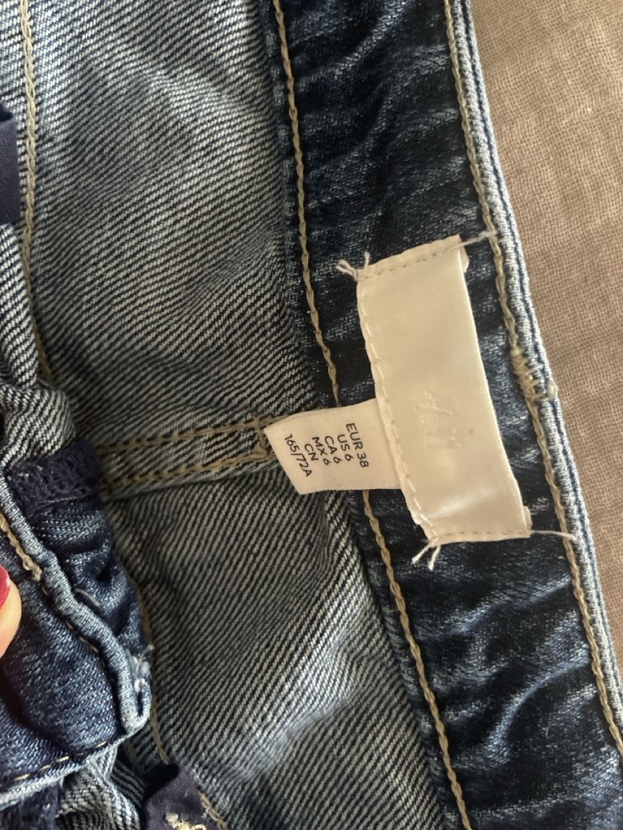 H&M Jeans: Jean H&M taille 38 – Nuovo (secondo la descrizione) da Genève venduto da lea_b6vp 1