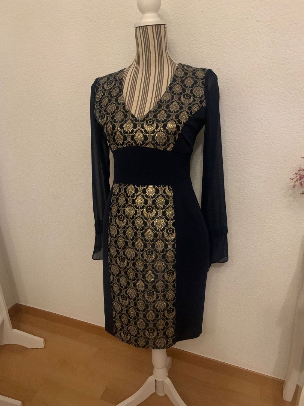 Vestiti: Kleid FRANKIE MORELLO Gr.38 – Nuovo (secondo la descrizione) da Fällanden venduto da ekaterinatheissl 1