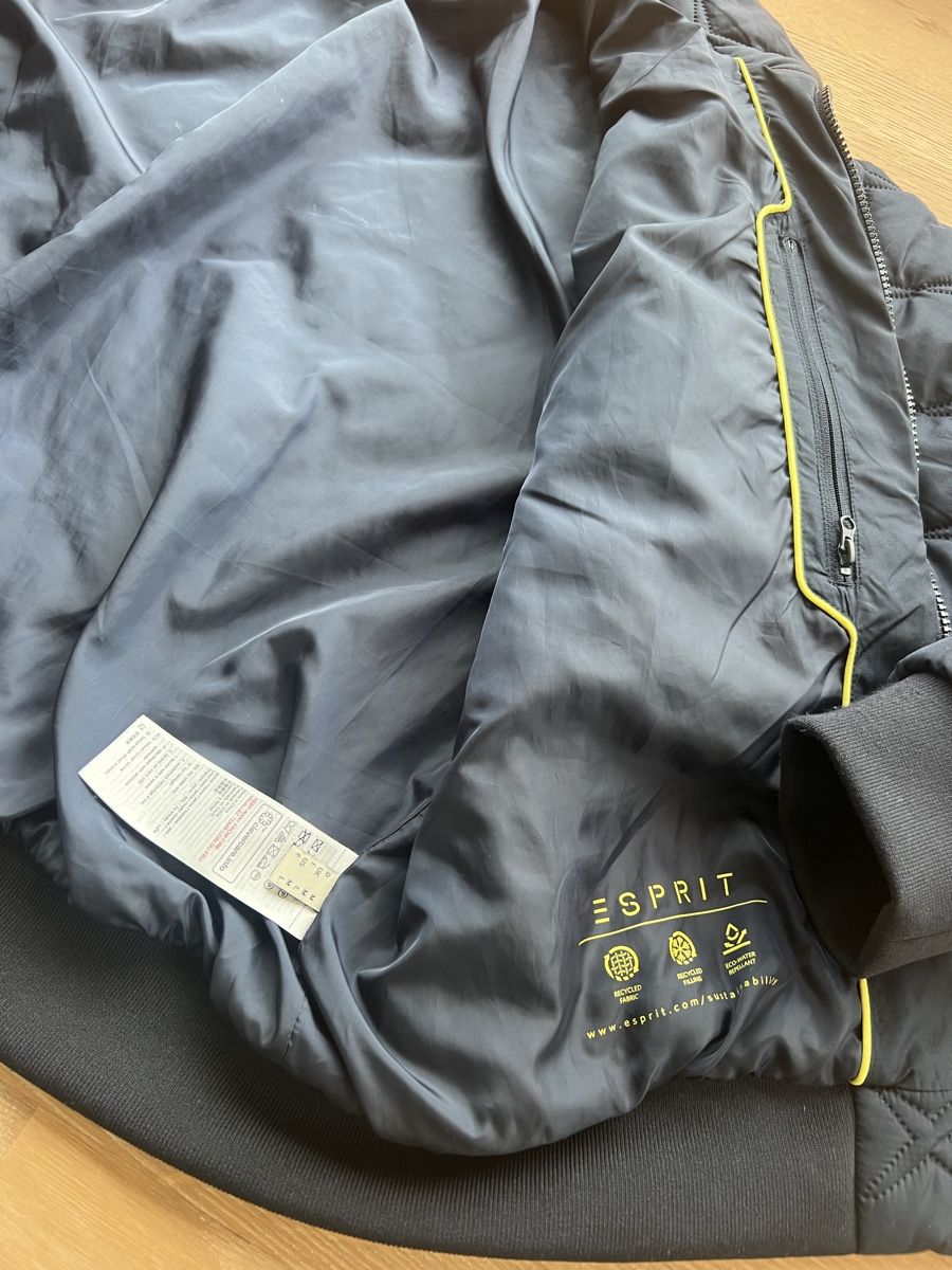 Esprit Jacken & Mäntel: Esprit Steppjacke, blau, Gr. M – Gebraucht aus Winkel von lestelle 2
