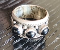 Silberring 925 mit schw. Steinen - ca. 10.22 gr. - Gr. 62-63