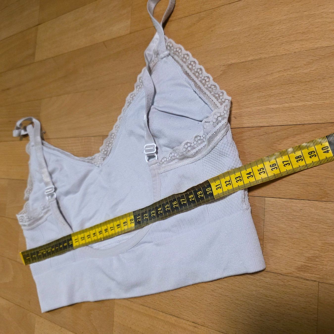 Altra biancheria intima: Weißes Stretch-Top mit Spitze M – Usato da Wald ZH venduto da CapLux 2