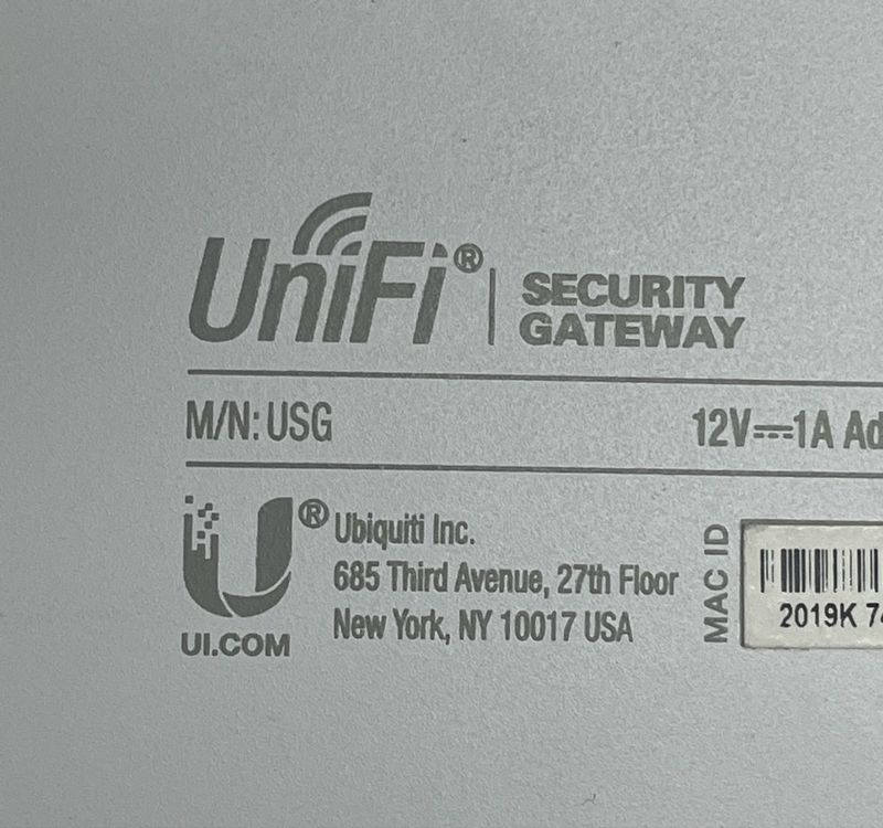 UniFi Security Gateway USG Router Firewall guter Zustand (Gebraucht) in ...