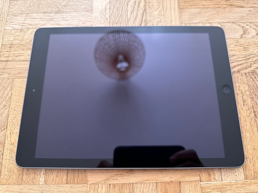 Apple iPad Air 1 Generation 16GB, Battery health 99% | Kaufen auf Ricardo