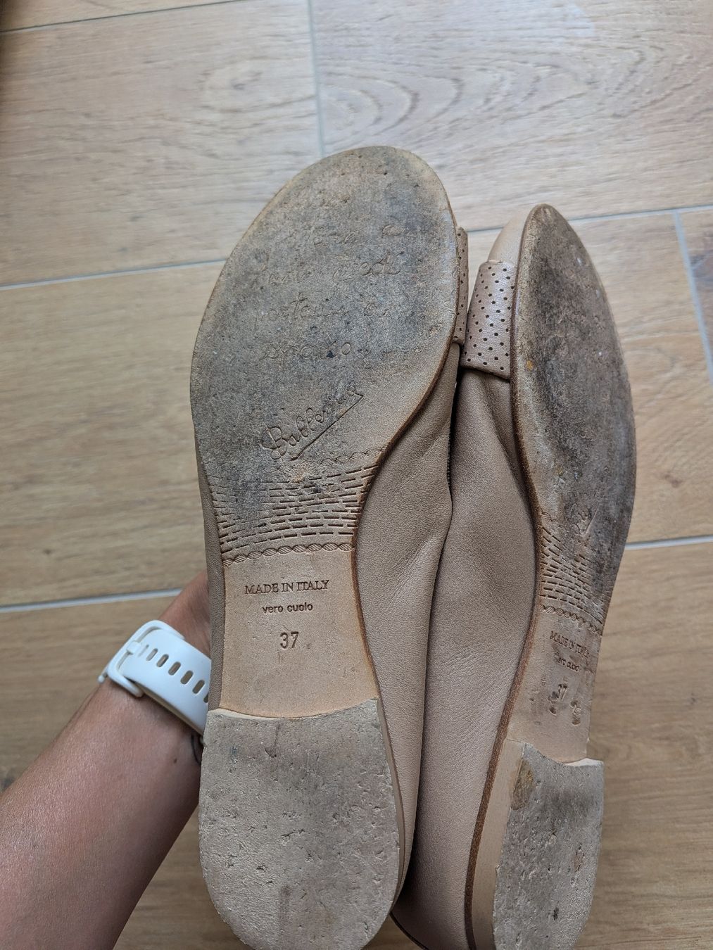 Scarpe da donna: Ballerinas Leder beige Grösse 37 – Usato da Eschenbach SG venduto da SanFranciscoCalifornia 1