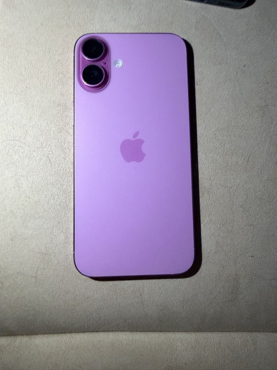 Apple Telefoni cellulari / Smartphones: IPhone 16 Plus rosa – Usato da Lotzwil venduto da Euli33 1