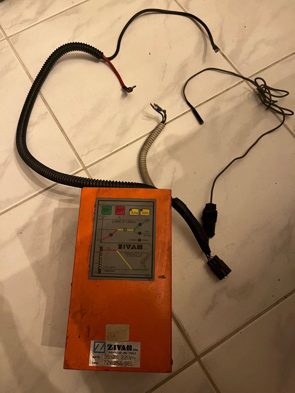 Chargements: Stromladegerät – D'occasion à Dällikon par CH-Schrauber