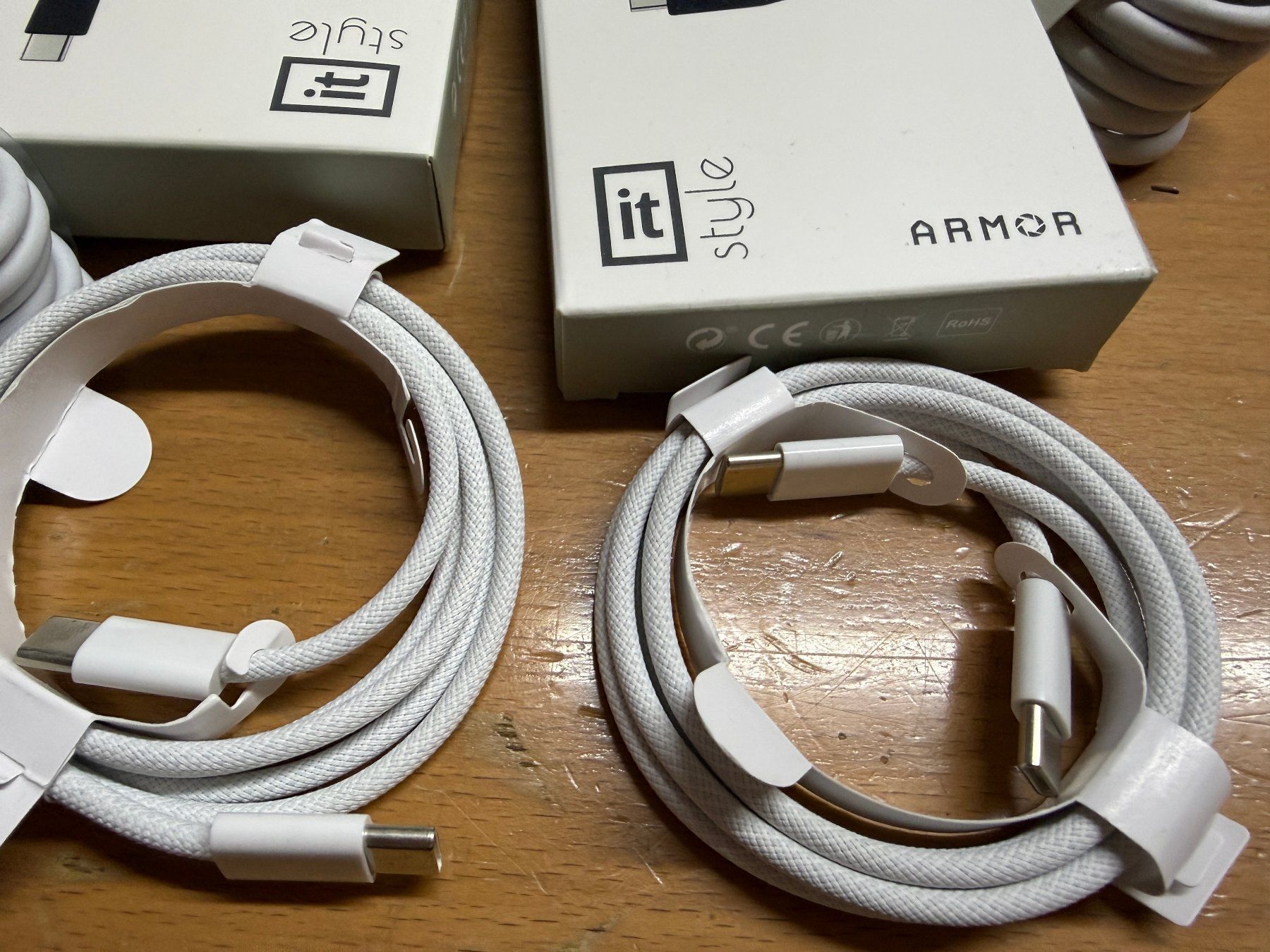 Apple Câbles: Ladekabel USB-C – D'occasion à Au SG par bah_6f5w 1