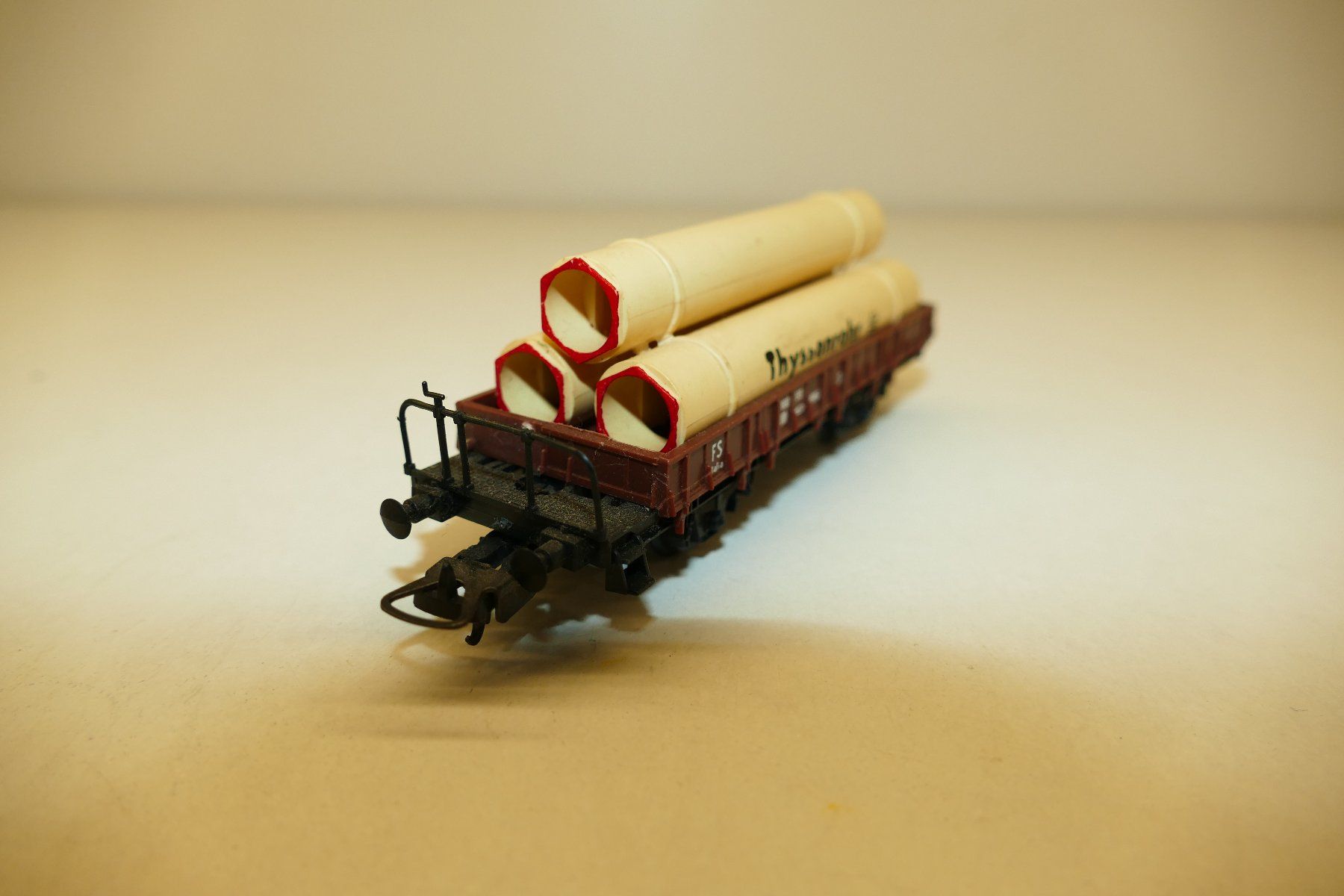 Lima Modelleisenbahnen: Lima H0: FS Flachwagen Thyssenrohr – Gebraucht aus Niederhasli von rail-duerst 1