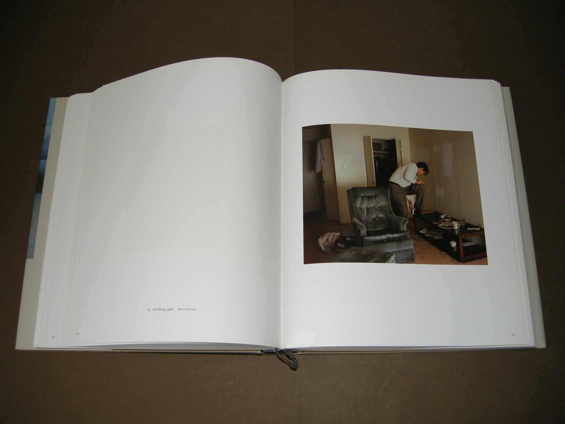 Bücher: Jeff Wall - Catalogue Raisonné 1978 - 2004 / Rares Buch – Gebraucht aus Aarau von Pearlz 5