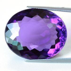 Pierres précieuses: Amethyst Oval 31.31ct – Neuf avec emballage d'origine à zuerich par Jewlsdesign