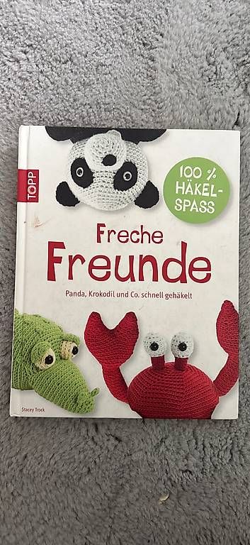 Livres: Häckelbücher  – D'occasion à Hünenberg See par luc_lxp9 1