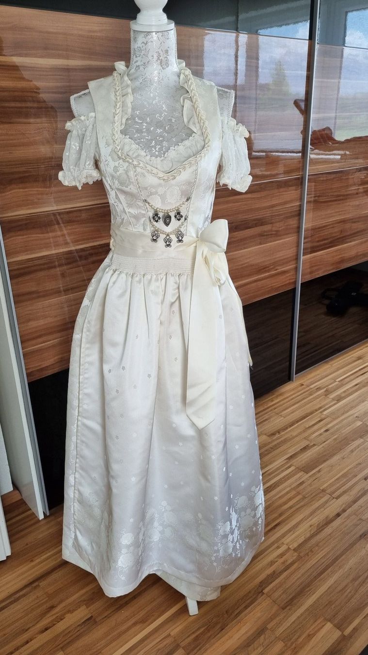 Kleider: Hochzeitsdirndl Set Gr 34/36 Tramontana Dirndl Dirndlbluse – Gebraucht aus Fischbach-Göslikon von PitBullDoll