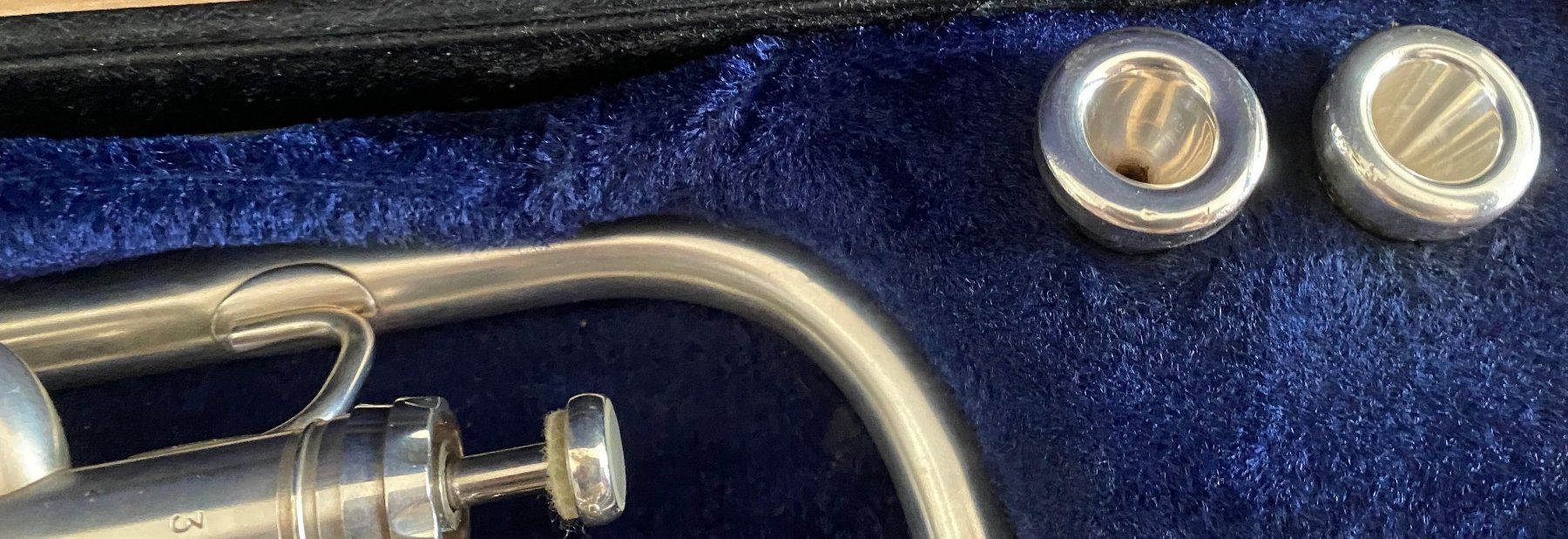 Besson Strumenti musicali: ES-Horn BESSON New Standard versilbert mit Koffer – Usato da Oberrohrdorf venduto da Mtubist 1