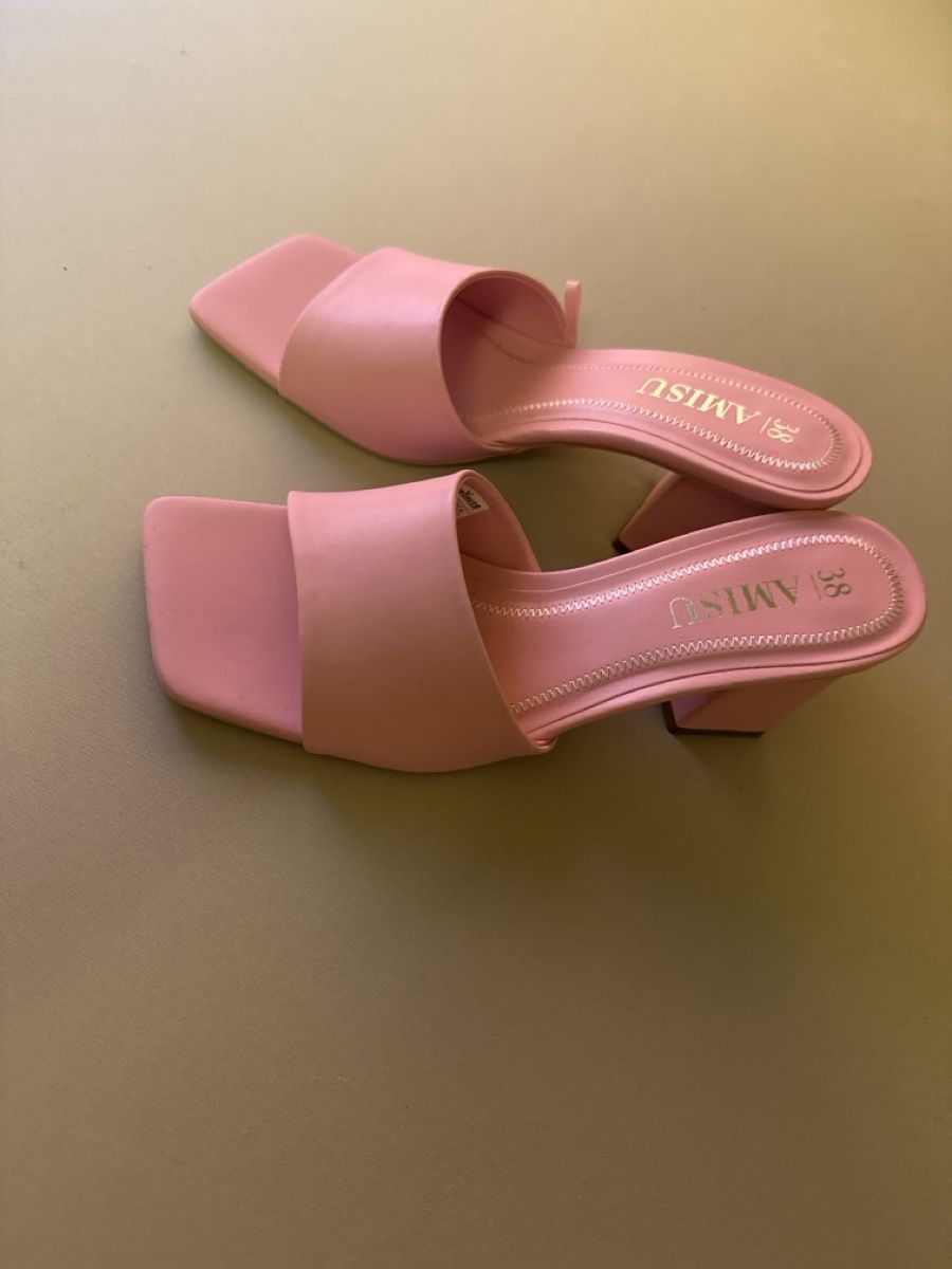 Scarpe da donna: Heels – Nuovo (secondo la descrizione) da Leibstadt venduto da lua_hd6w 1