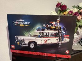 Ghostbusters Ecto-1