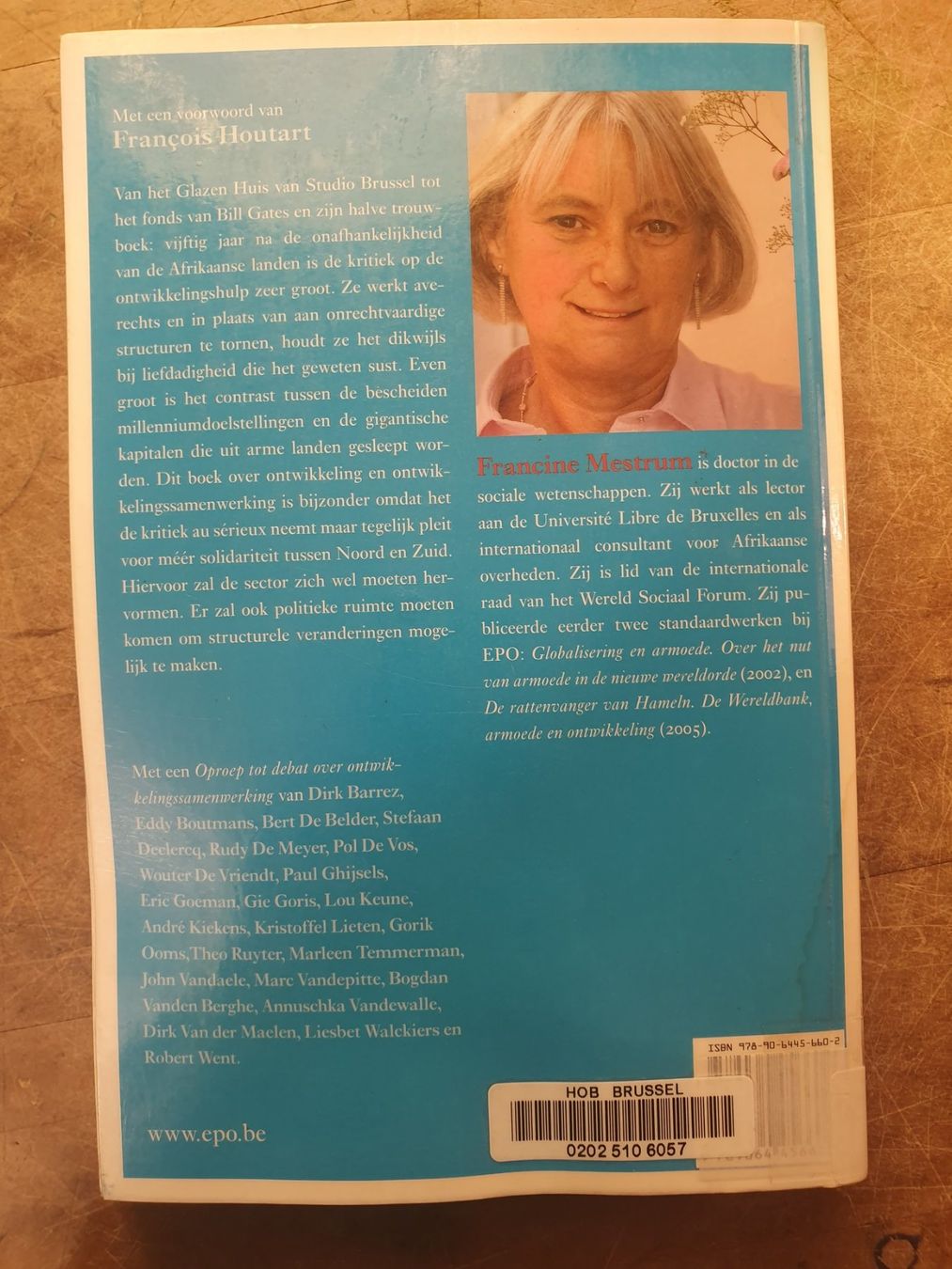 Libri: Ontwinkeling & Solidaritein - Francine Mestrum – Usato da Zürich venduto da loosebone 9