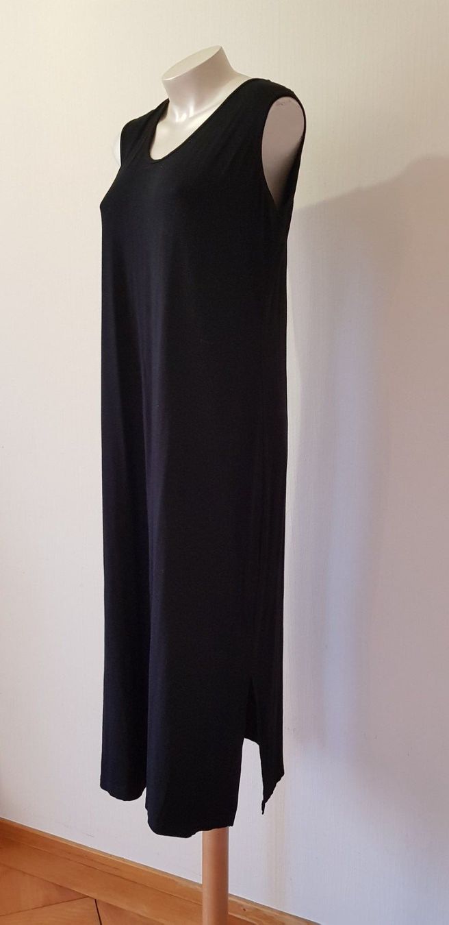 Robes: Kleid, Seitenschlitz, schwarz, Gr. 40 42 44 – D'occasion à Uster par Astral 1