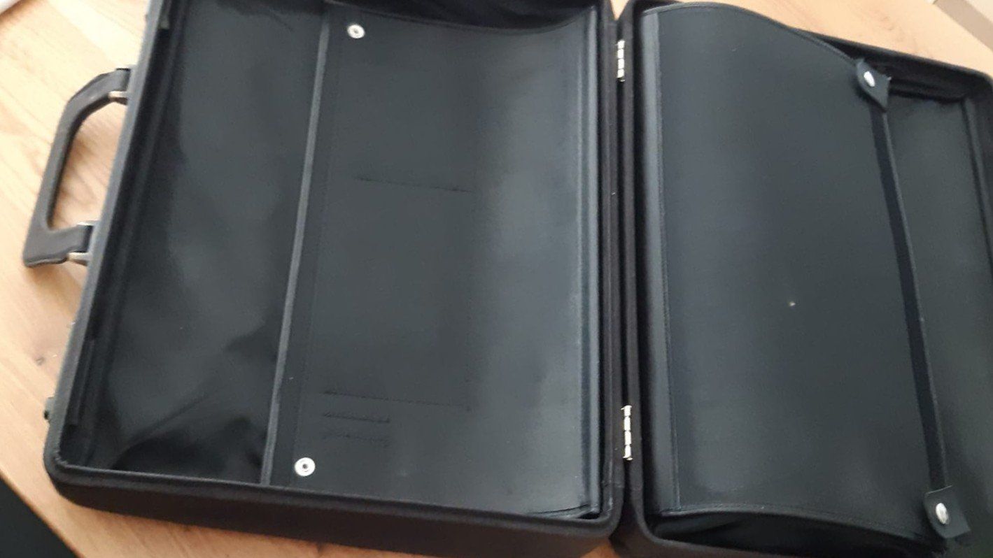 Valises & Sacs: Tasche Koffer Aktentasche – D'occasion à Waltenschwil par toronero73 3