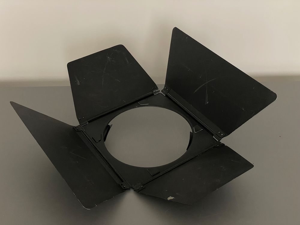 Broncolor 4-Leaf Barn Door Set for P65, P45 and PAR Reflectors