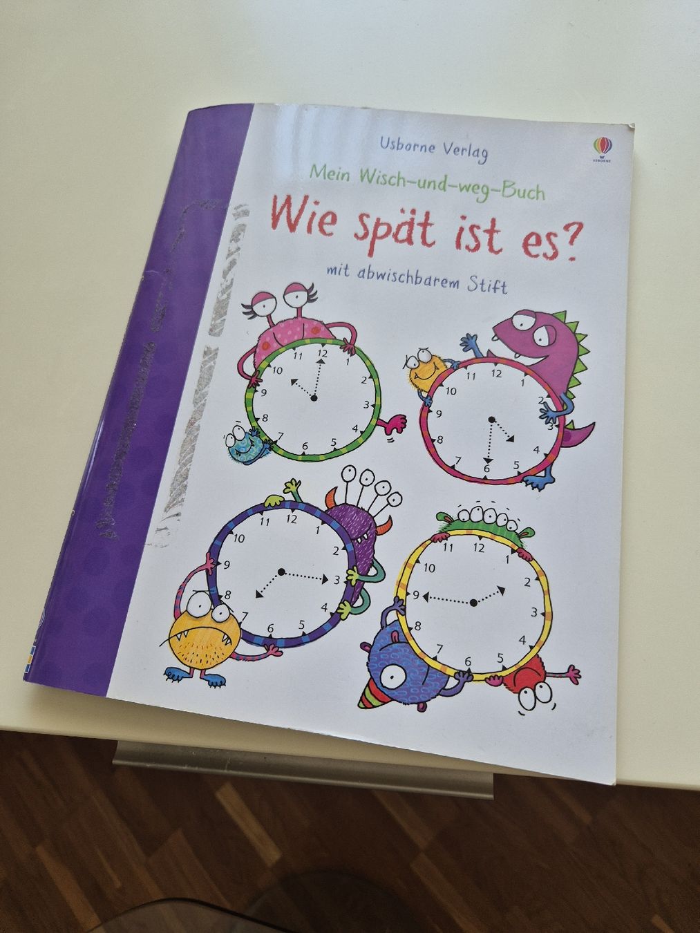 Livres: Lernbuch : Wie spät ist es? – D'occasion à Effretikon par fridolina01