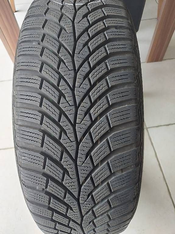 Pneumatici & Ruote complete: Continental 4 pneus 205/60/16 – Usato da Cernier venduto da coco68 1