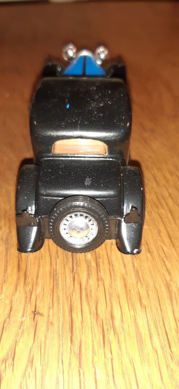 Bugatti Modellini d'auto: Bugatti T50 1:43 GUISVAL – Usato da Fehraltorf venduto da STEMAC01TK 1