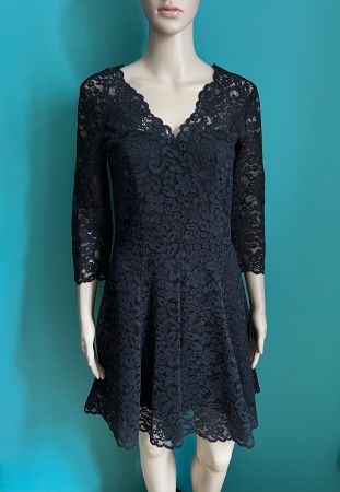 & OTHER STORIES Spitzenkleid 🖤