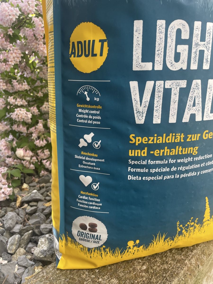 Hundefutter Josera Light&Vital (Neu und originalverpackt) in Oberwil-Lieli  fr CHF 30  nur Abholung auf Ricardo kaufen