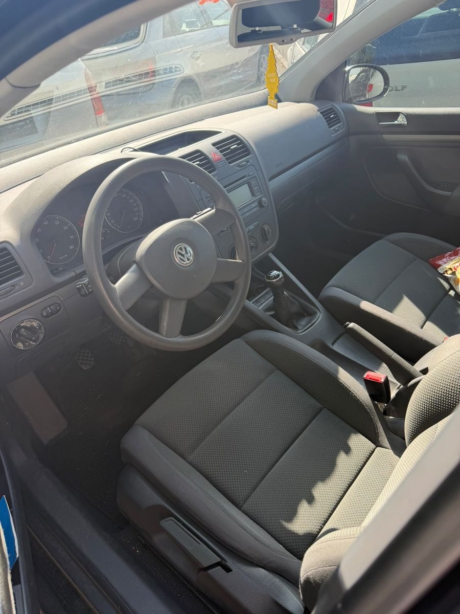 VW Automobili: Volkswagen Golf 1.6  – Usato da Schlieren venduto da rab_vs6y 4