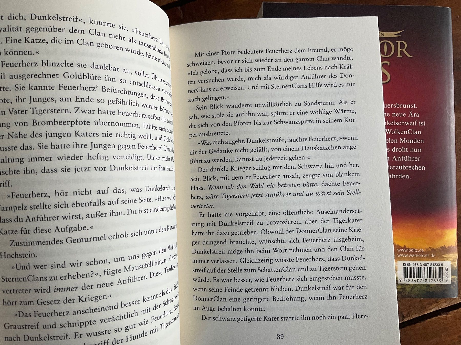 Bücher: Warrior Cats Erin Hunter 3x – Gebraucht aus Avenches von Lactobacille 2