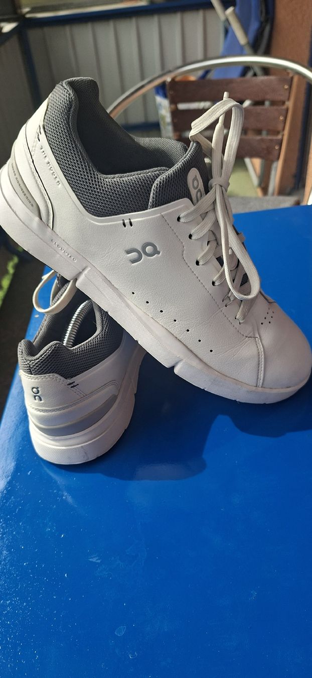 On Scarpe da uomo: On The Roger Advantage Herren Sneaker, Grösse 44.5  – Usato da Zürich venduto da Jeronimo83