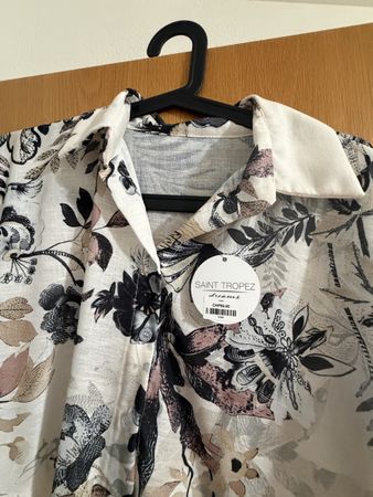 Kleid Blumenmuster Weiss/ Onesize neu mit Etikett