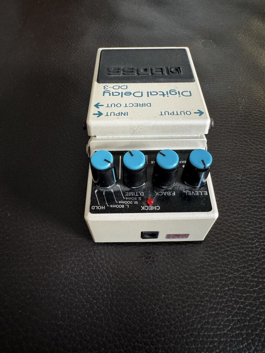 Boss Musikinstrumente: Boss - Digital Delay DD-3 - Pedal – Gebraucht aus Zürich von 1cut2 2