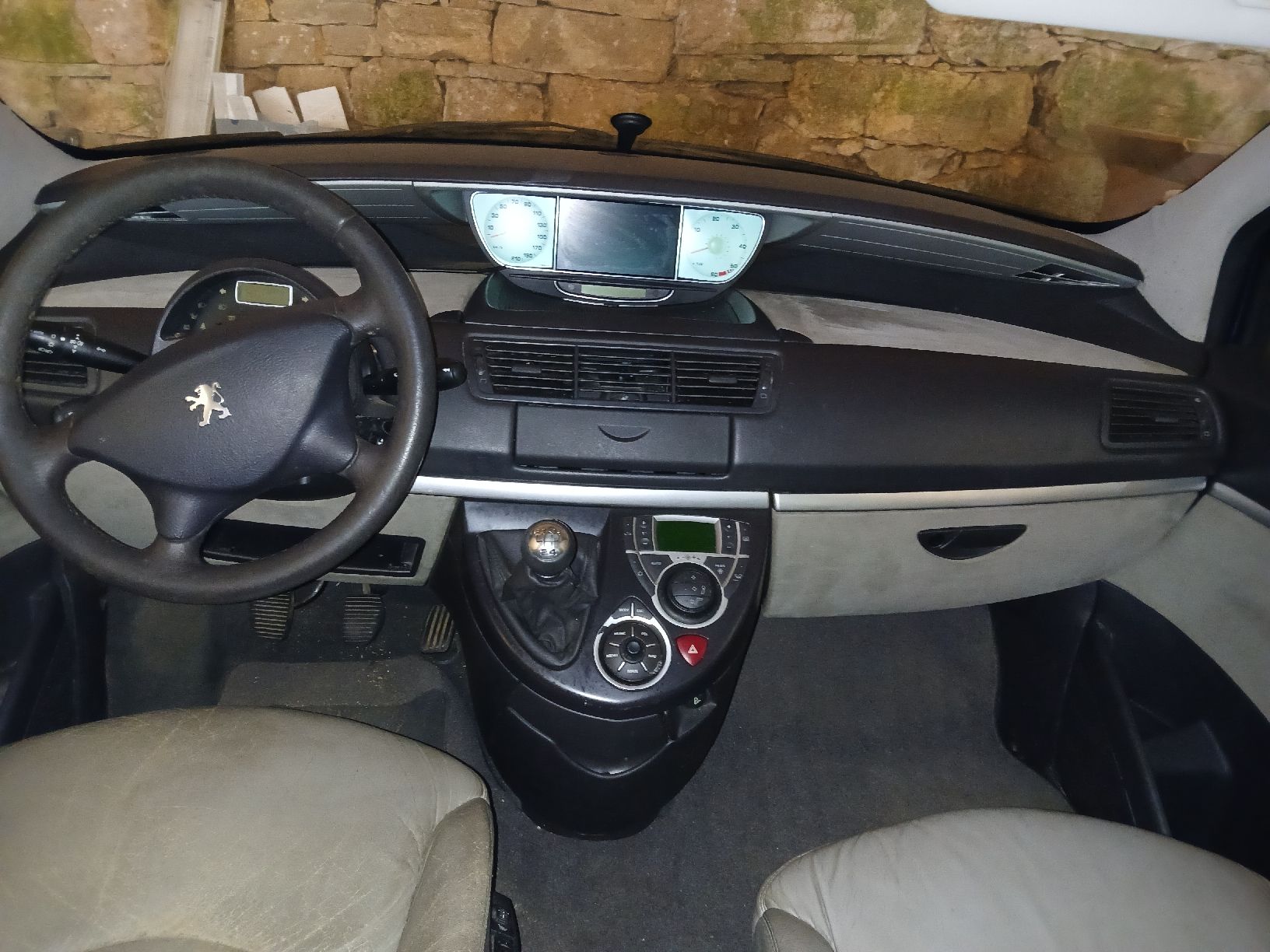 Peugeot Autos: Peugeot 807 – Defekt aus Vauffelin von Erondez 3