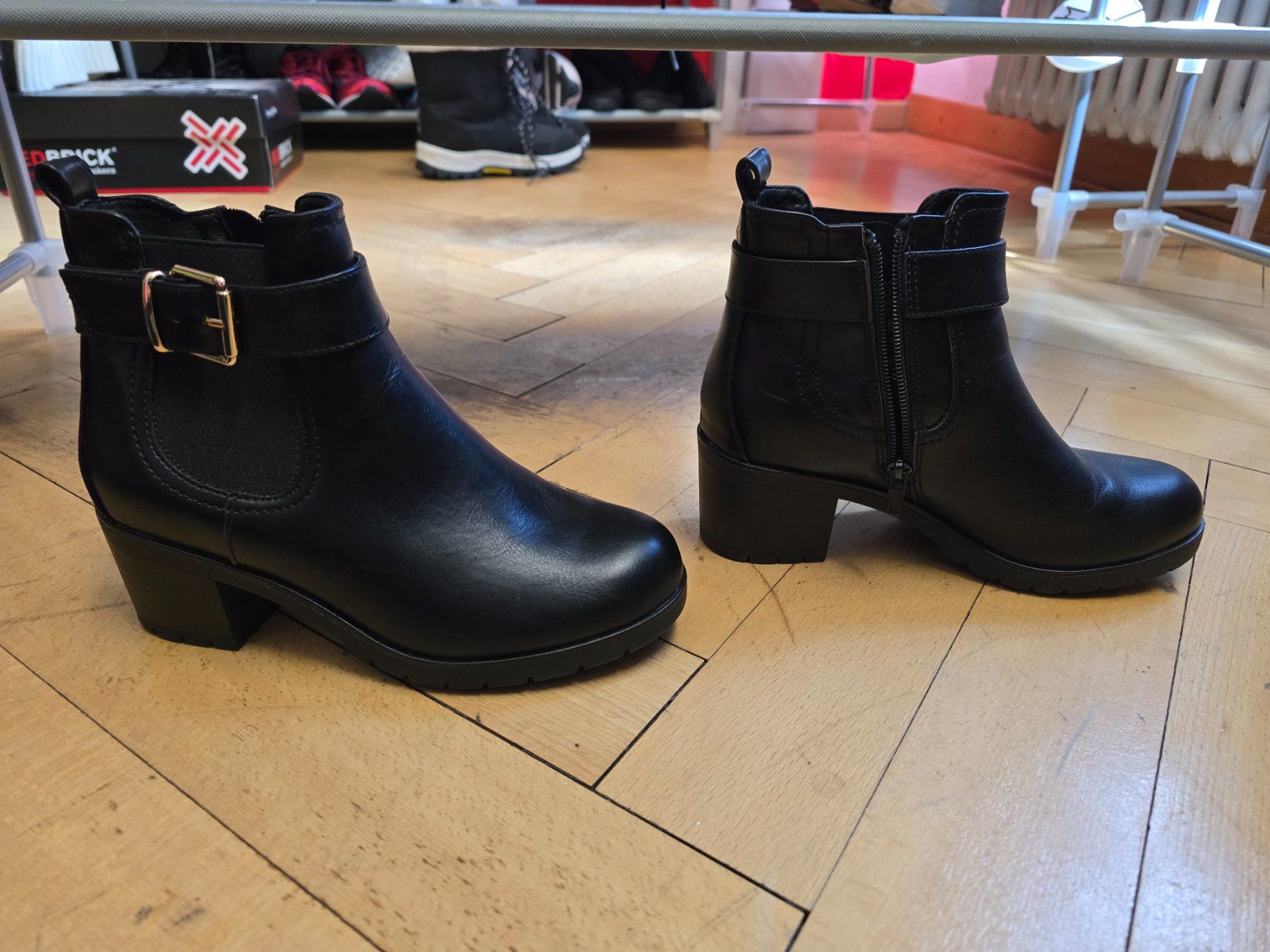 Graceland Chaussures femmes: Graceland Schuhe Grösse 37 – D'occasion à Schönenwerd par Chez_Mimi