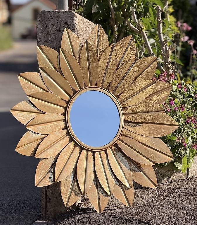 Specchi: Miroir doré en forme de grand soleil  – Usato da Chavornay venduto da knightmare34th