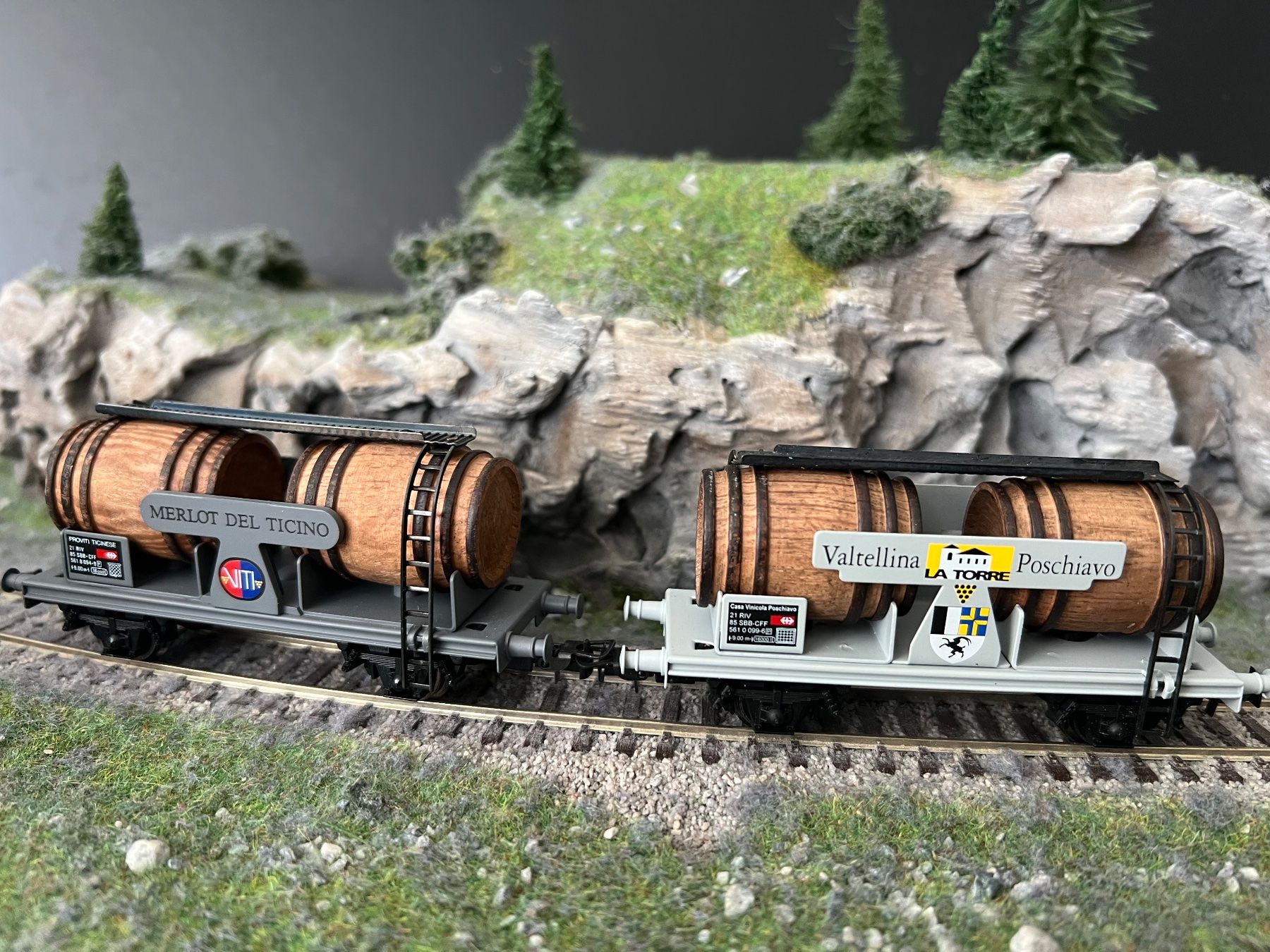Modellini di ferrovie: 5 Limitierte Weinwagen Electrotren HO WS – Nuovo (secondo la descrizione) da Root venduto da Roll.48 1