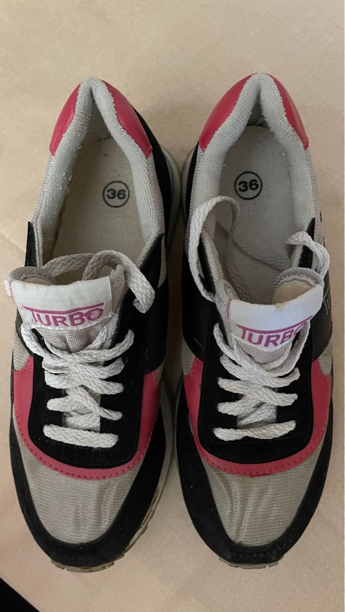 Scarpe da donna: Turbo Turnschuhe / Sneaker, Gr. 36 – Usato da Suhr venduto da Niti66 1
