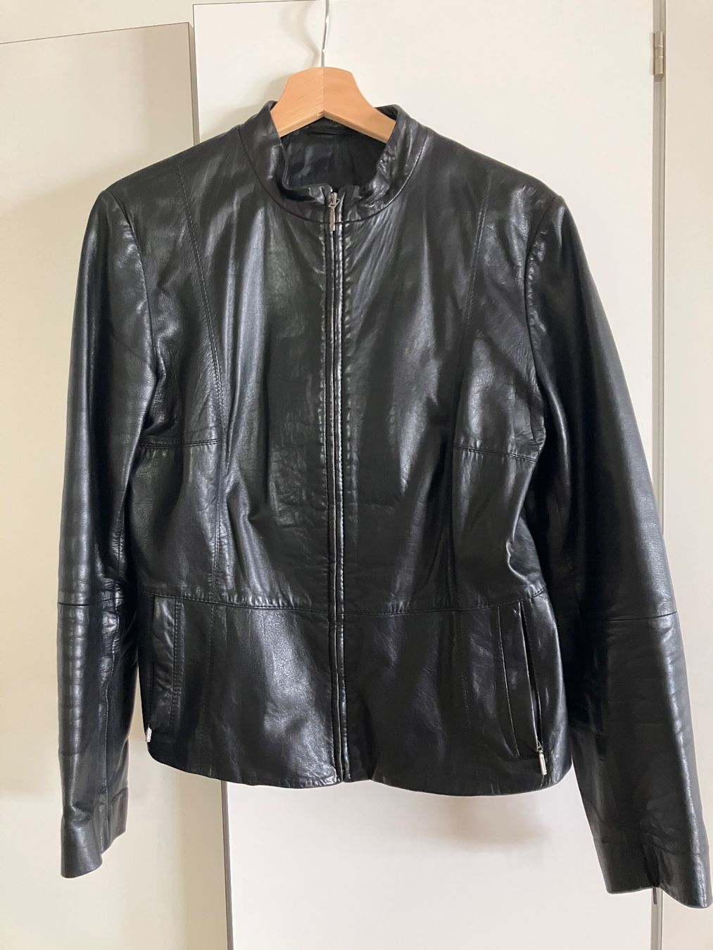 Max Mara Jacken: Max Mara Lederjacke – Gebraucht aus Walchwil von Maxana 2