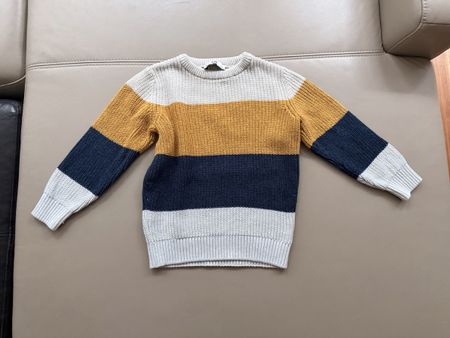 Stripe Sweater cream mustard navy size 116 like new