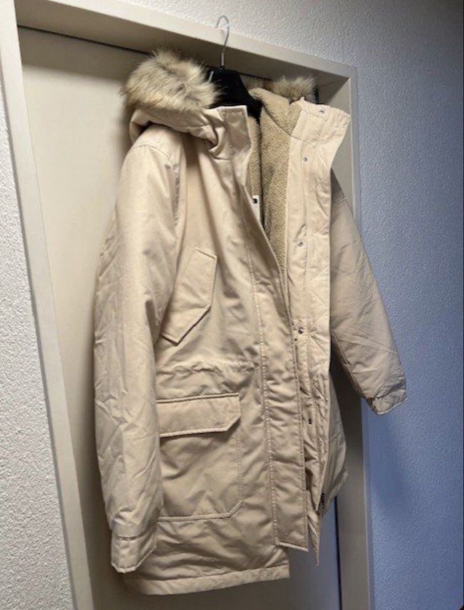 Calvin Klein Cappotti: Celvin Klein  daunen Mantel gr Xl – Nuovo (secondo la descrizione) da Winterthur venduto da EasyRS 2