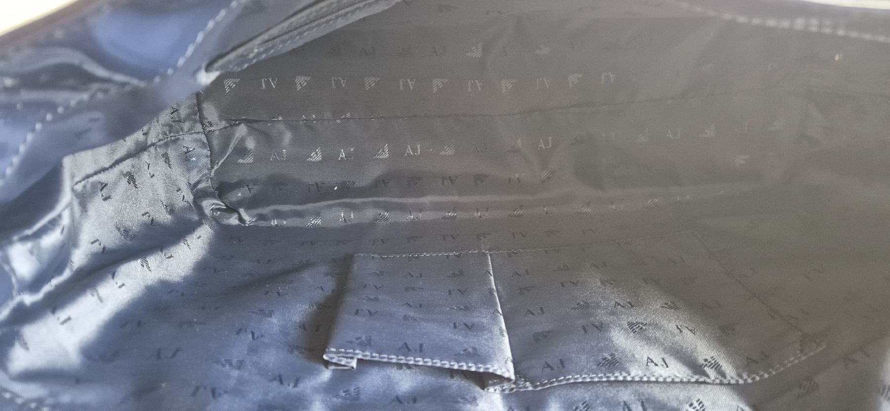 Armani Borse da donna: ARMANI Jeans  – Nuovo e nell'imballaggio originale da Mauborget venduto da Chanson 2